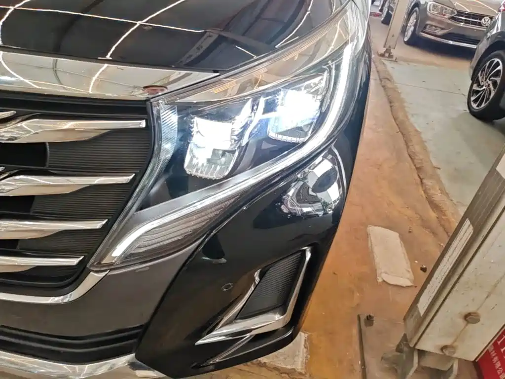 GAC Motor Trumpchi M8 — фото 17