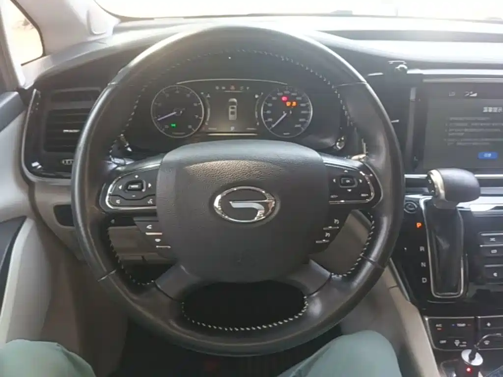 GAC Motor Trumpchi M8 — фото 11