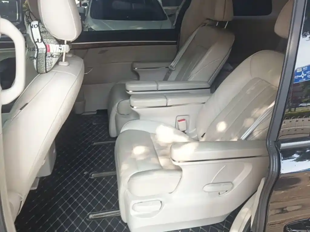 GAC Motor Trumpchi M8 — фото 17