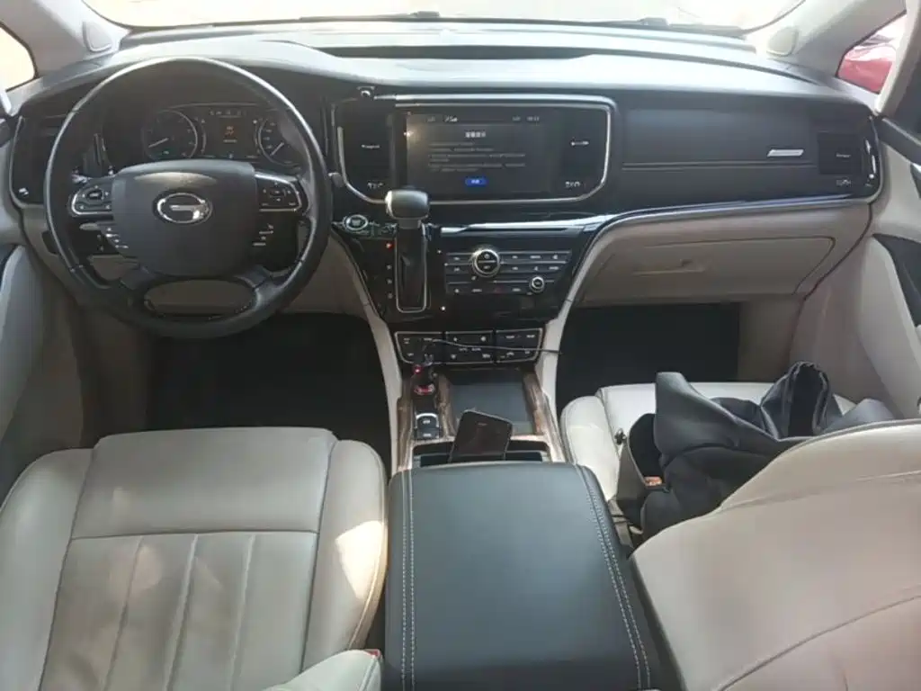 GAC Motor Trumpchi M8 — фото 10