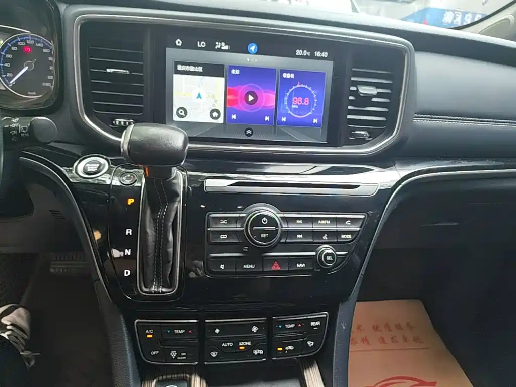 GAC Motor Trumpchi M8 — фото 13