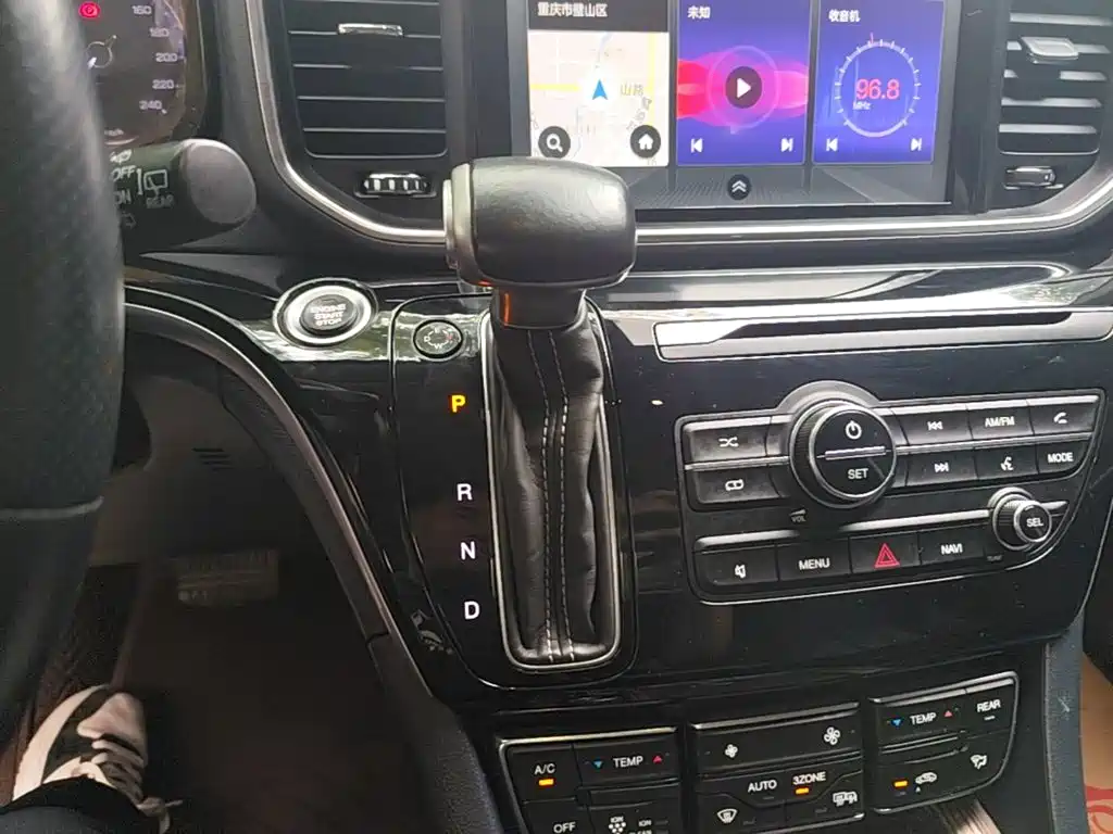 GAC Motor Trumpchi M8 — фото 14
