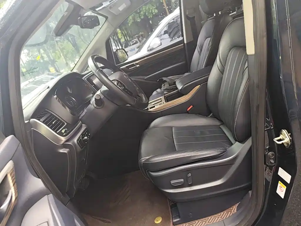 GAC Motor Trumpchi M8 — фото 15