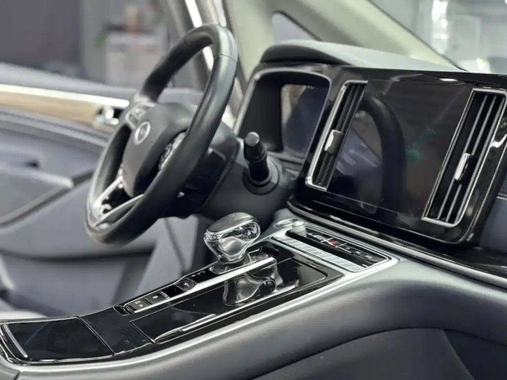 GAC Motor Trumpchi M8 — фото 15