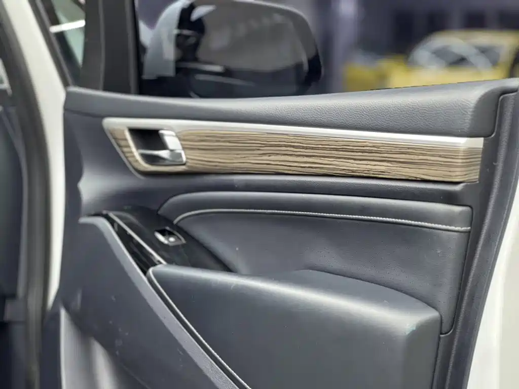 GAC Motor Trumpchi M8 — фото 17