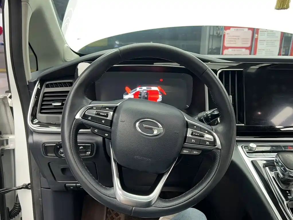 GAC Motor Trumpchi M8 — фото 3