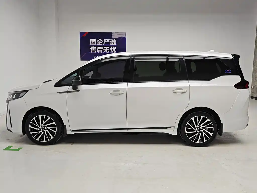 GAC Motor Trumpchi M6 — фото 9