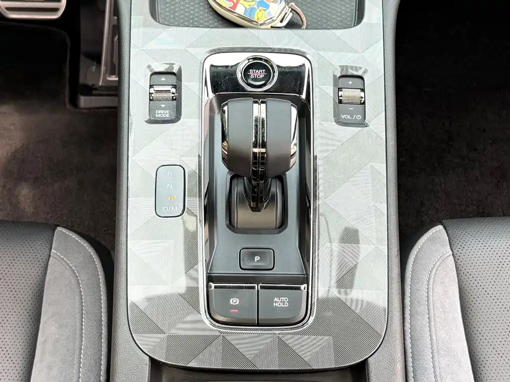 GAC Motor Shadow Leopard — фото 11