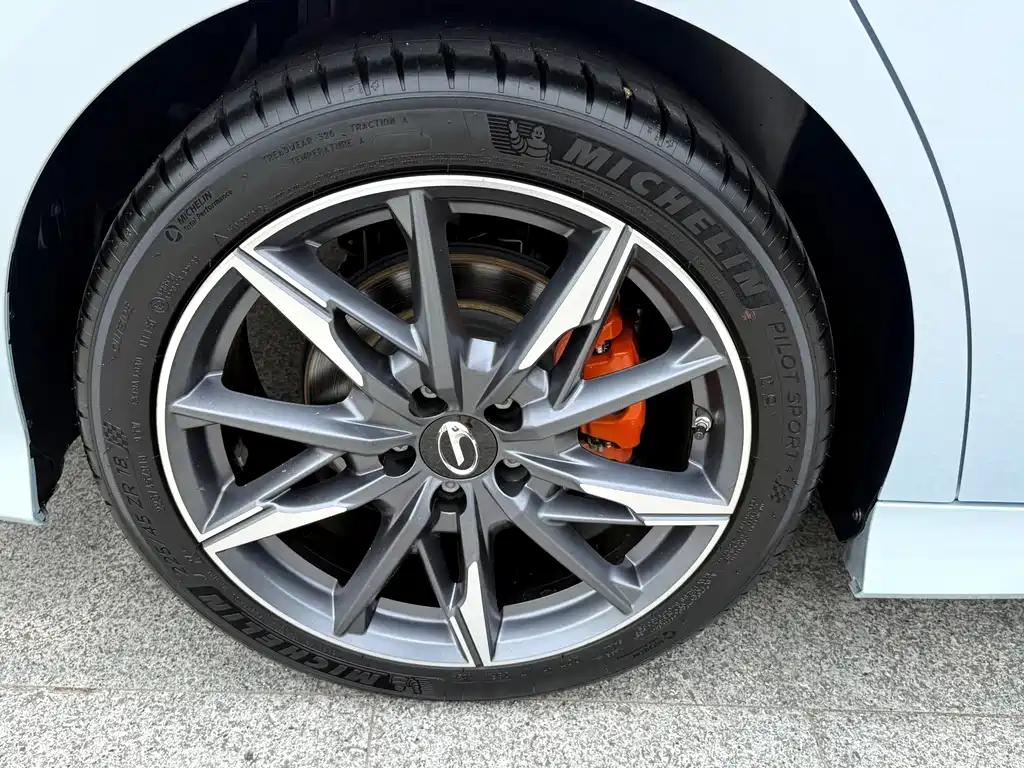 GAC Motor Shadow Leopard — фото 21