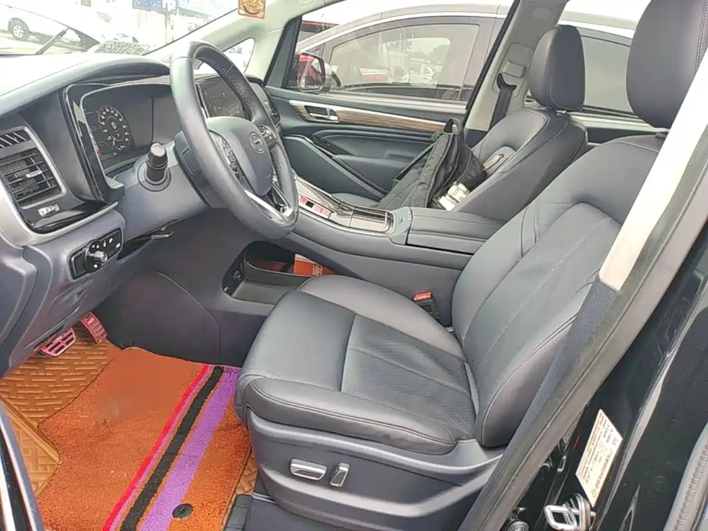 GAC Motor Trumpchi M8 — фото 15