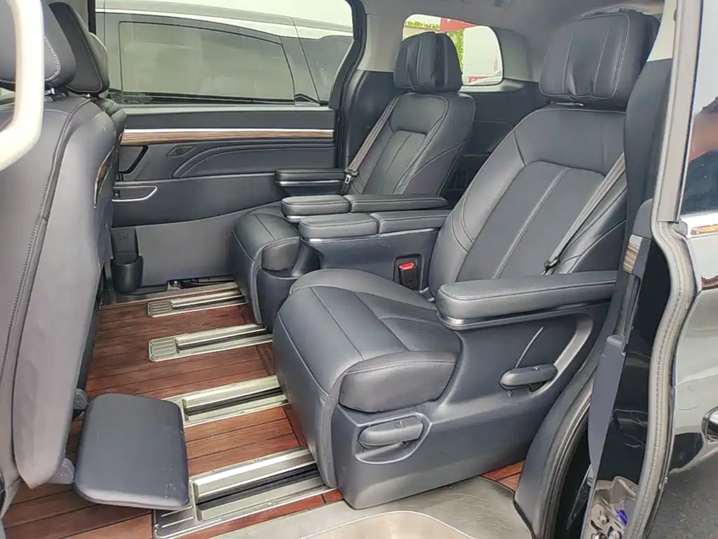 GAC Motor Trumpchi M8 — фото 17