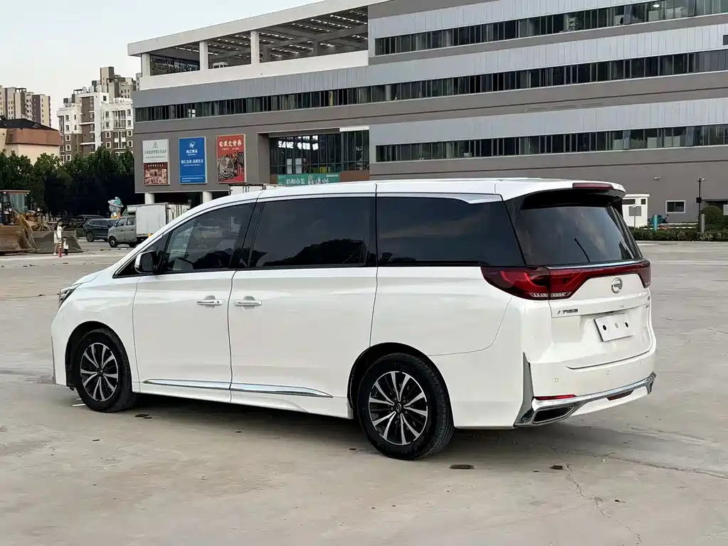 GAC Motor Trumpchi M8 — фото 6