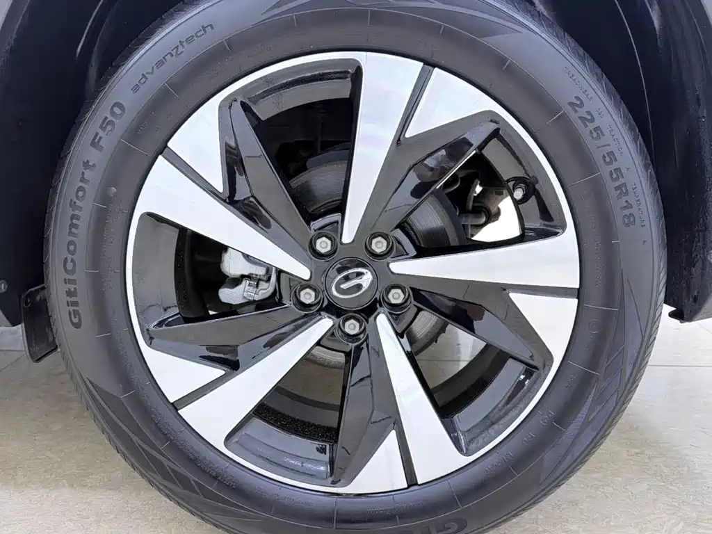 GAC Motor Trumpchi GS4 — фото 21
