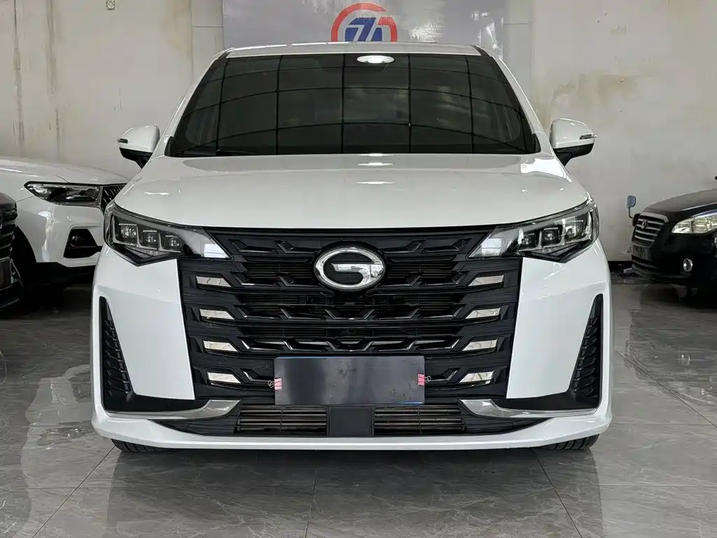 GAC Motor Trumpchi M6 — фото 2