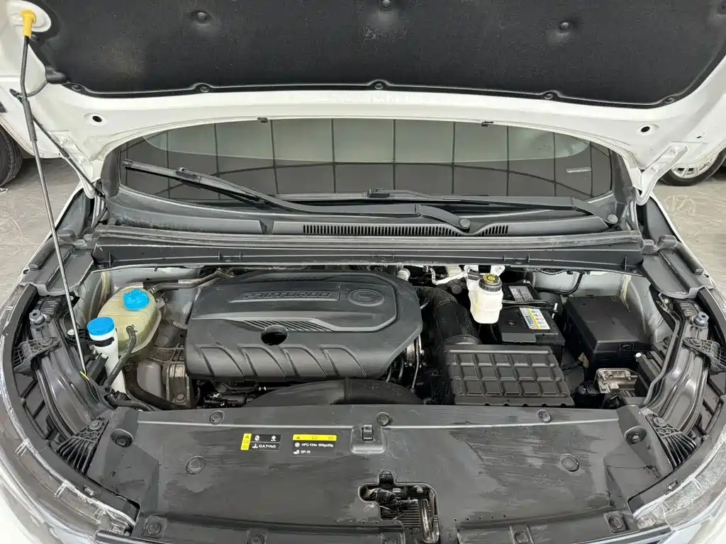 GAC Motor Trumpchi M6 — фото 17