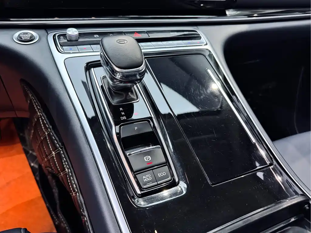 GAC Motor Trumpchi M8 — фото 16