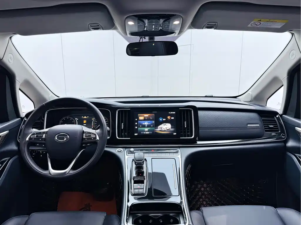 GAC Motor Trumpchi M8 — фото 18