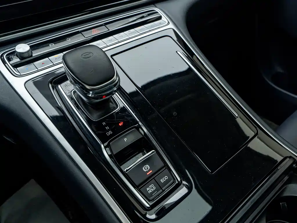 GAC Motor Trumpchi M8 — фото 24