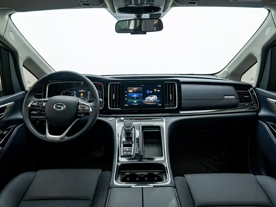 GAC Motor Trumpchi M8 — фото 19