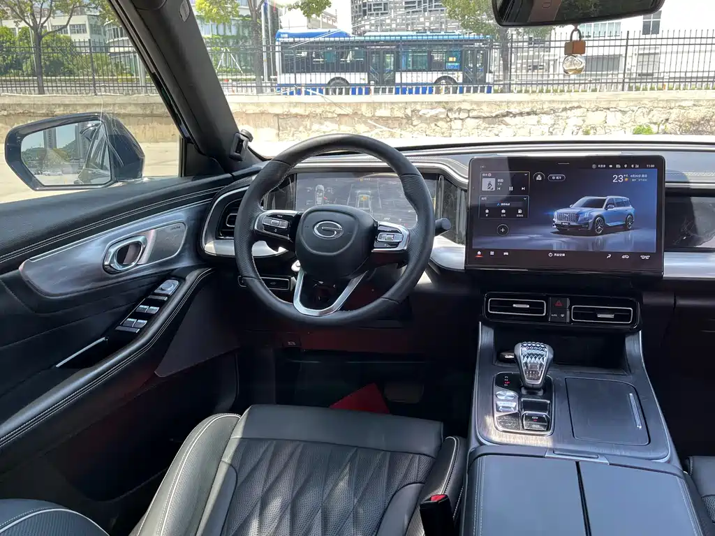 GAC Motor Trumpchi GS8 — фото 13