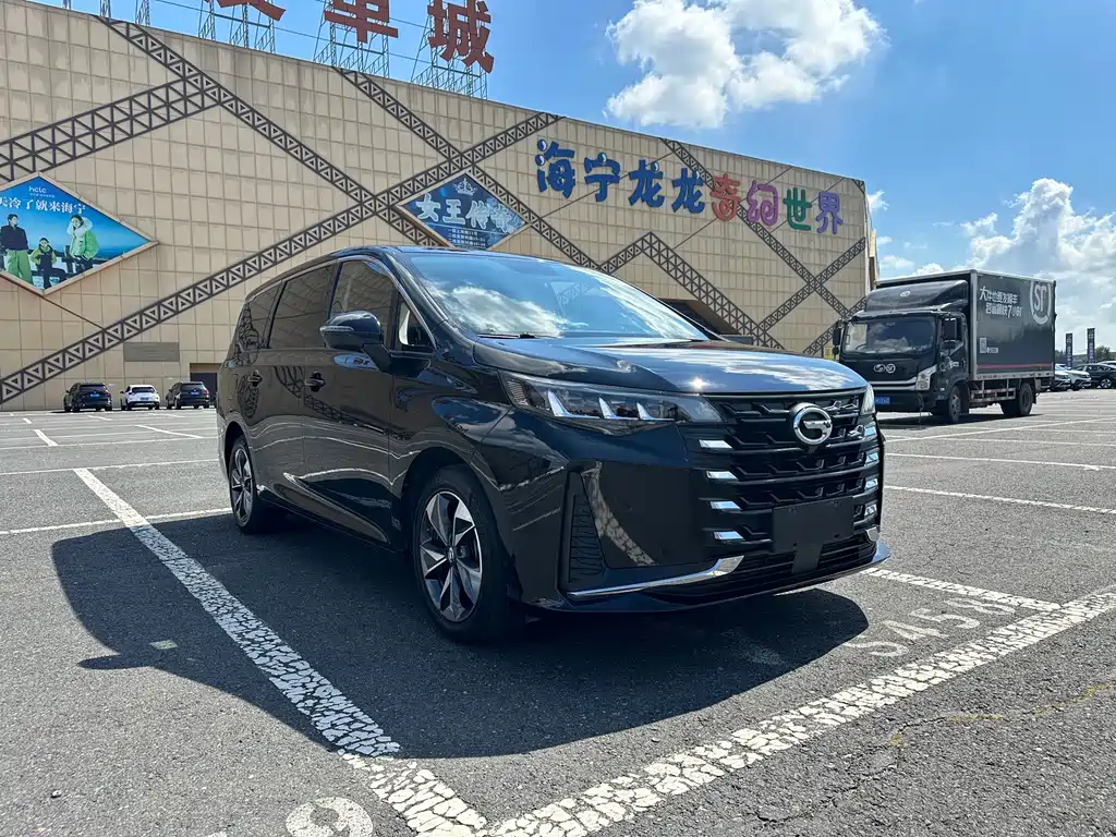 GAC Motor Trumpchi M6 — фото 3