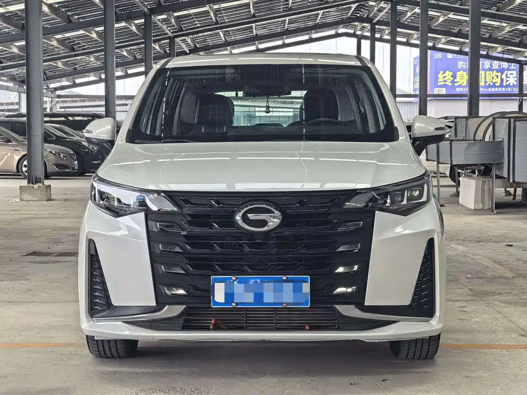 GAC Motor Trumpchi M6 — фото 2