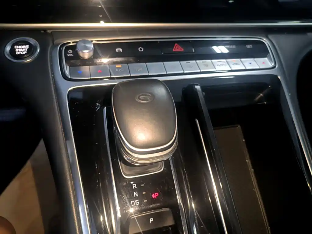 GAC Motor Trumpchi M8 — фото 14
