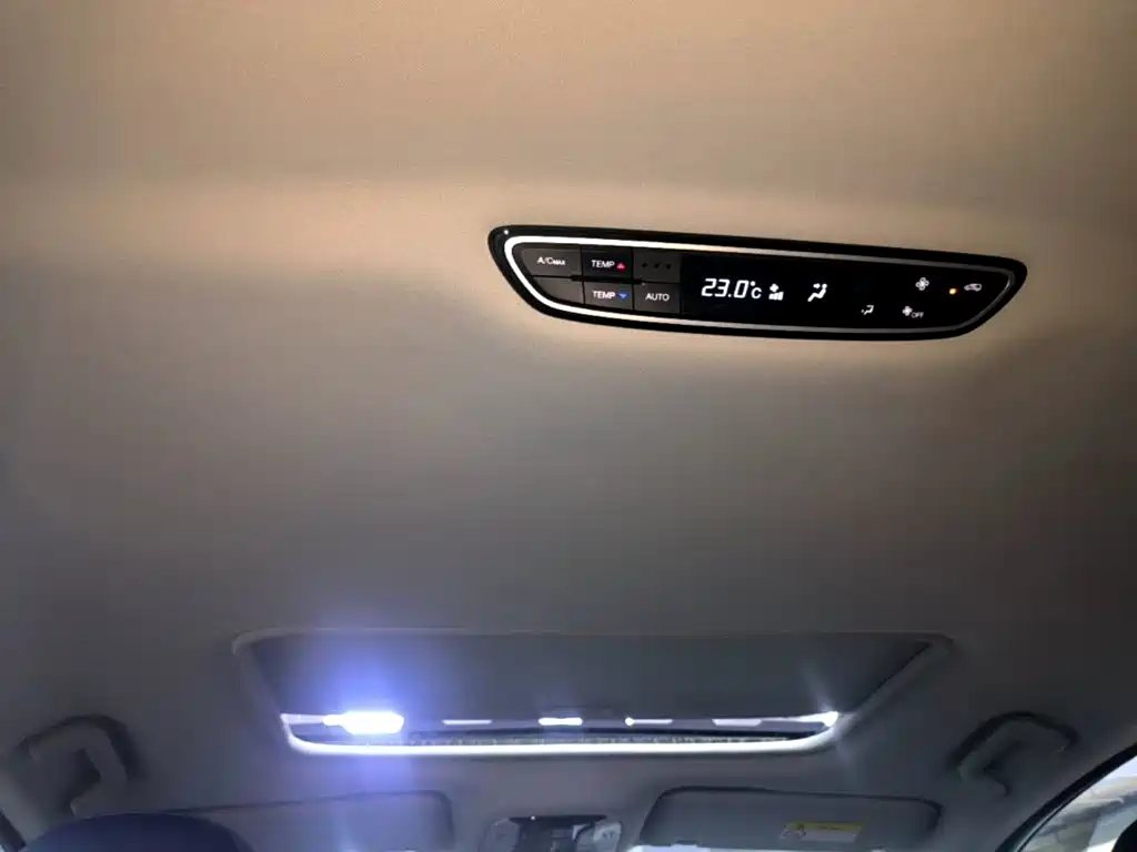 GAC Motor Trumpchi M8 — фото 18