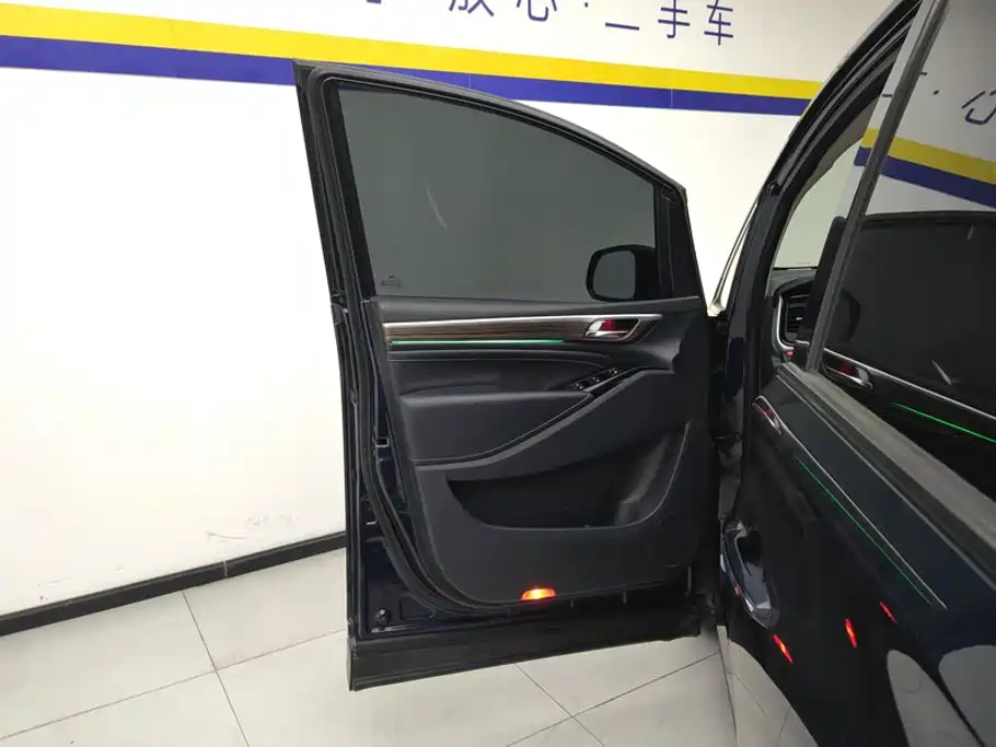 GAC Motor Trumpchi M8 — фото 7