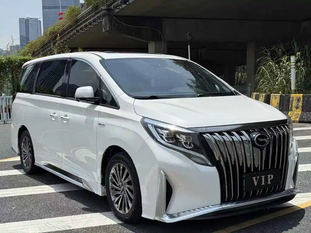 GAC Motor Trumpchi M8 — фото 3