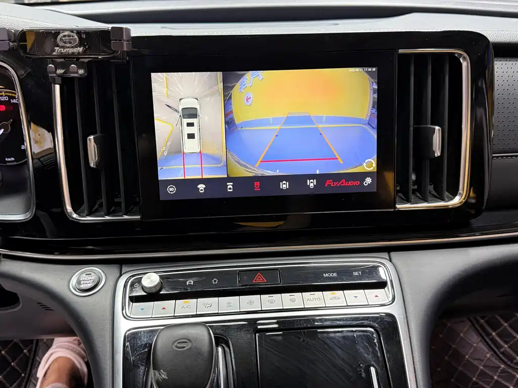 GAC Motor Trumpchi M8 — фото 22