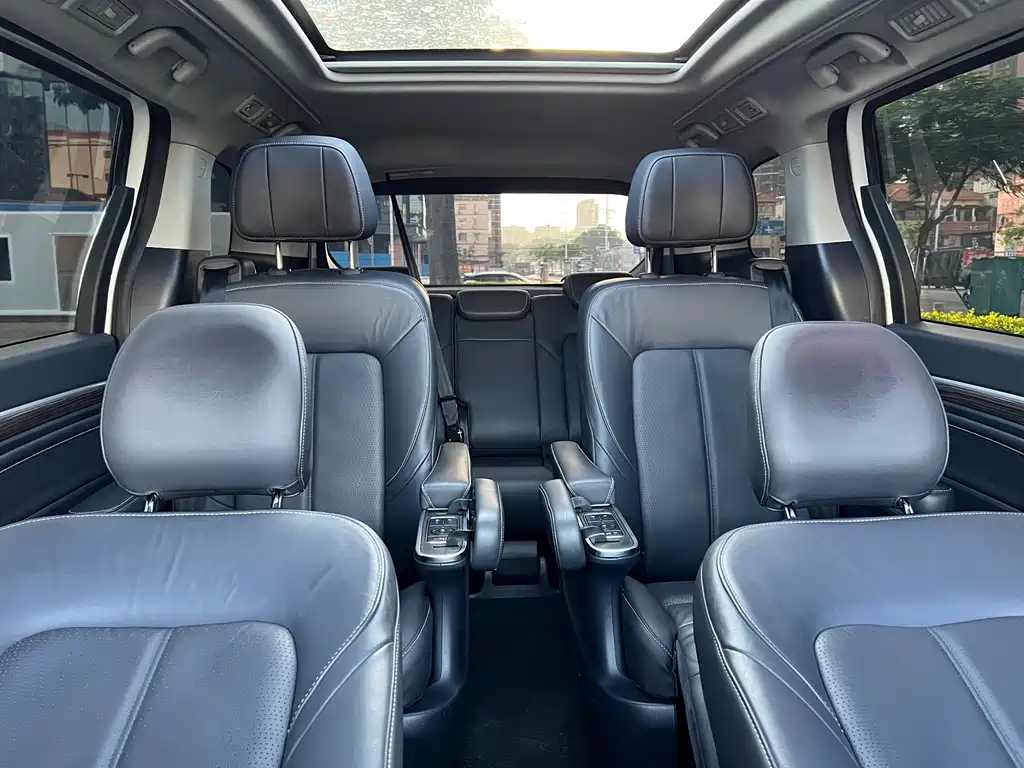GAC Motor Trumpchi M8 — фото 18