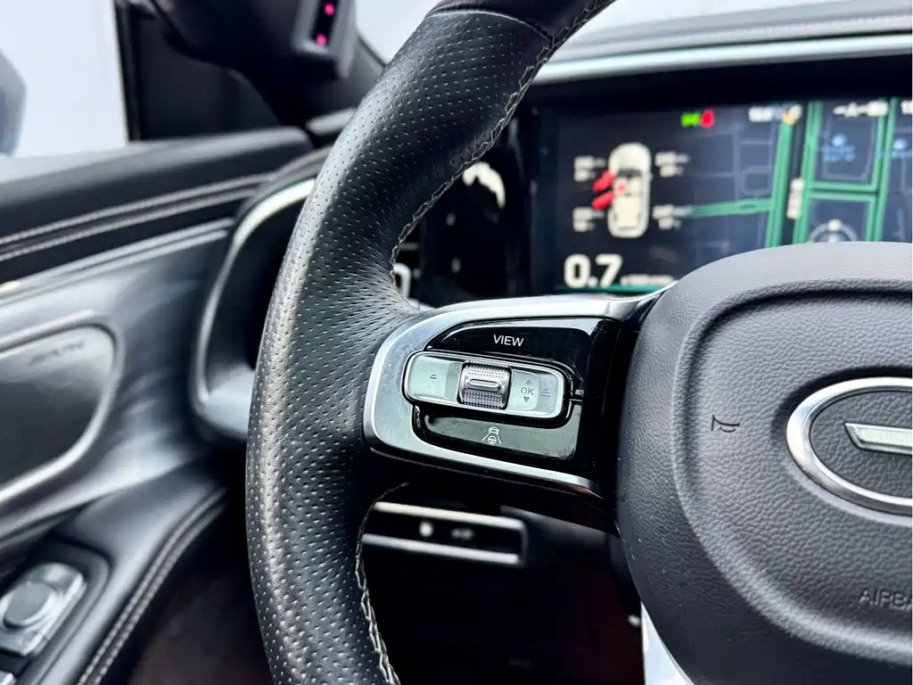 GAC Motor Trumpchi GS8 — фото 23