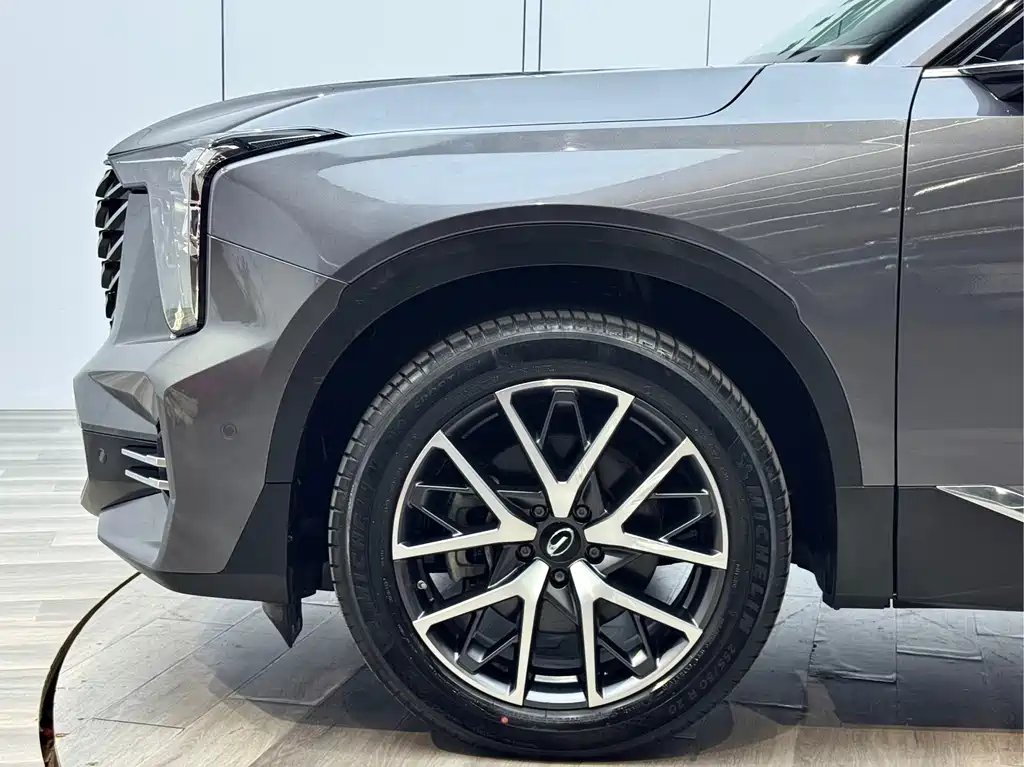 GAC Motor Trumpchi GS8 — фото 30