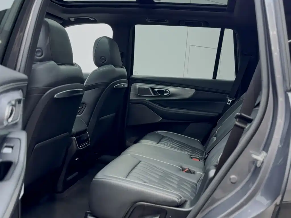 GAC Motor Trumpchi GS8 — фото 10