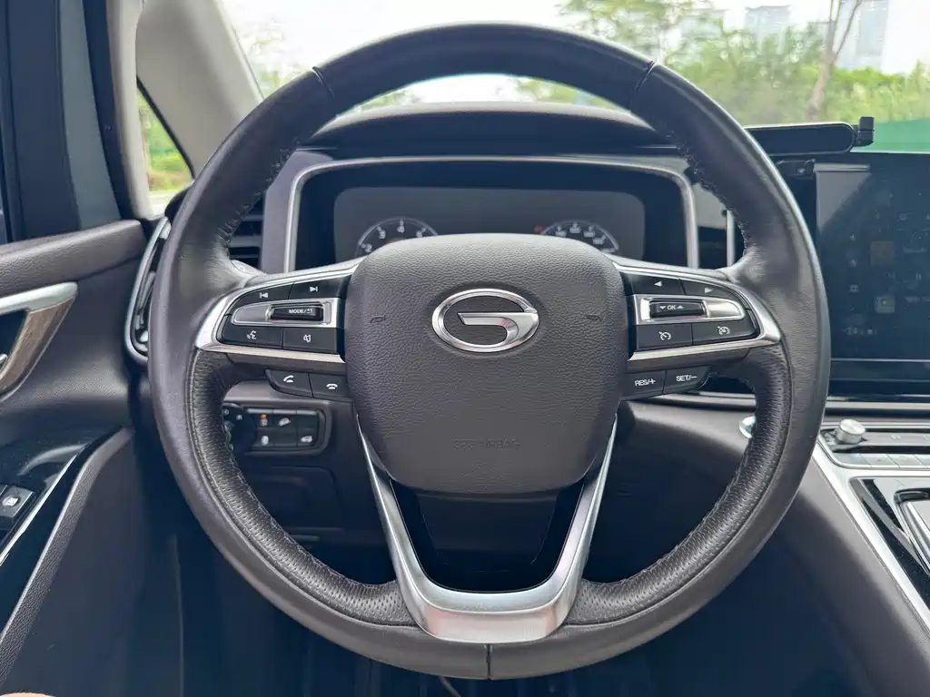 GAC Motor Trumpchi M8 — фото 22