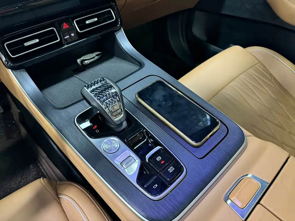 GAC Motor Trumpchi GS8 — фото 8
