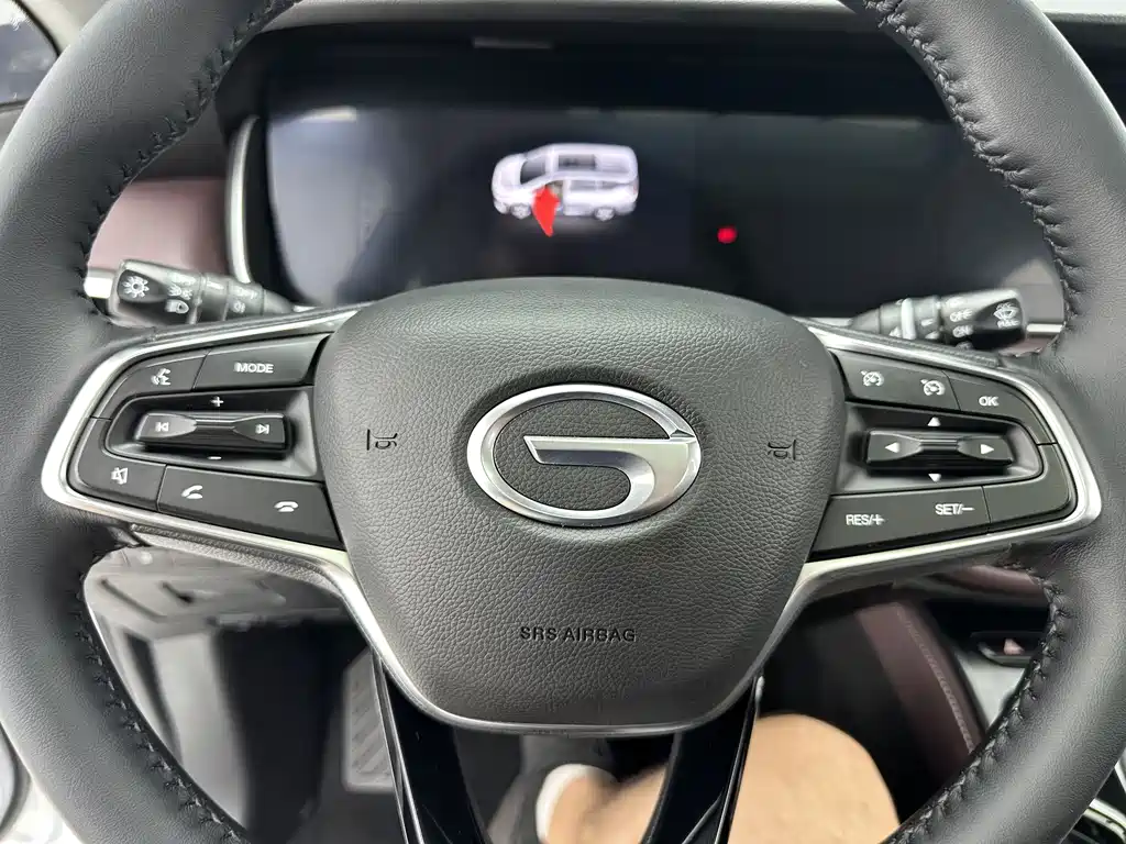 GAC Motor Trumpchi M6 — фото 14