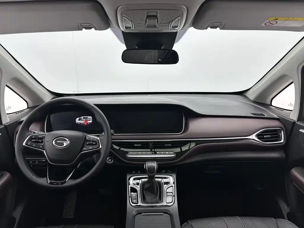 GAC Motor Trumpchi M6 — фото 7