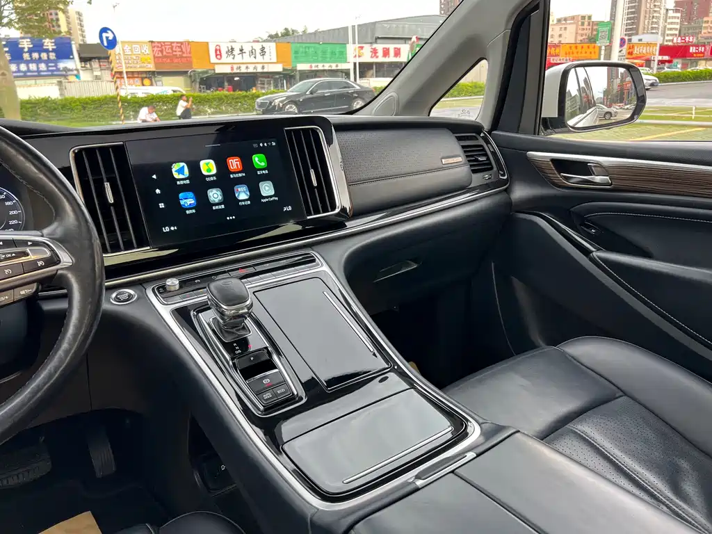 GAC Motor Trumpchi M8 — фото 16