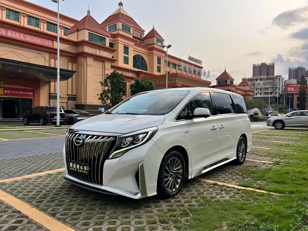 GAC Motor Trumpchi M8 — фото 3