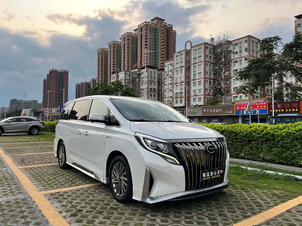 GAC Motor Trumpchi M8