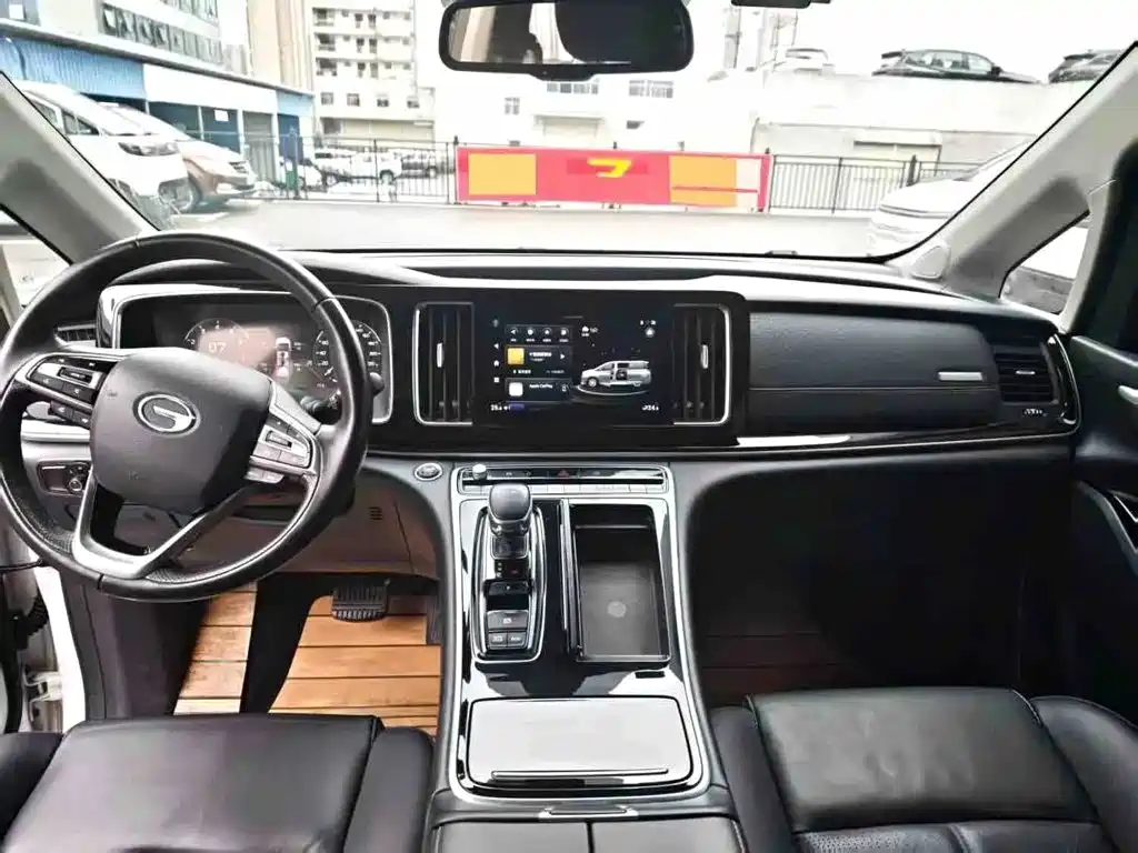 GAC Motor Trumpchi M8 — фото 6