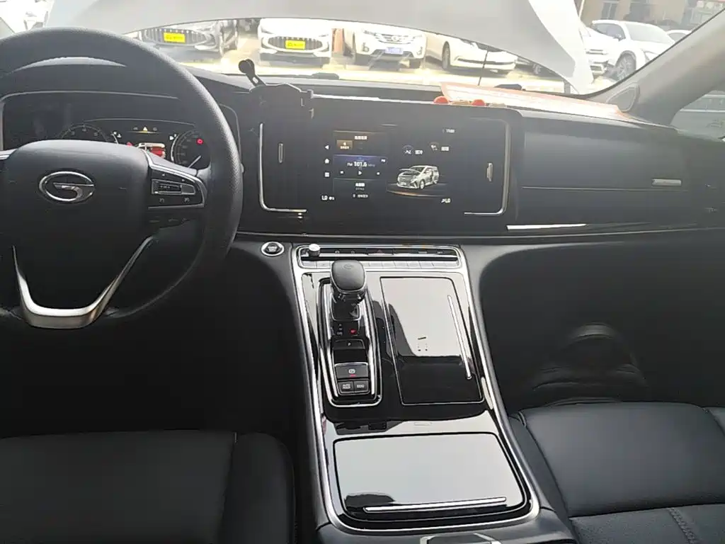 GAC Motor Trumpchi M8 — фото 13