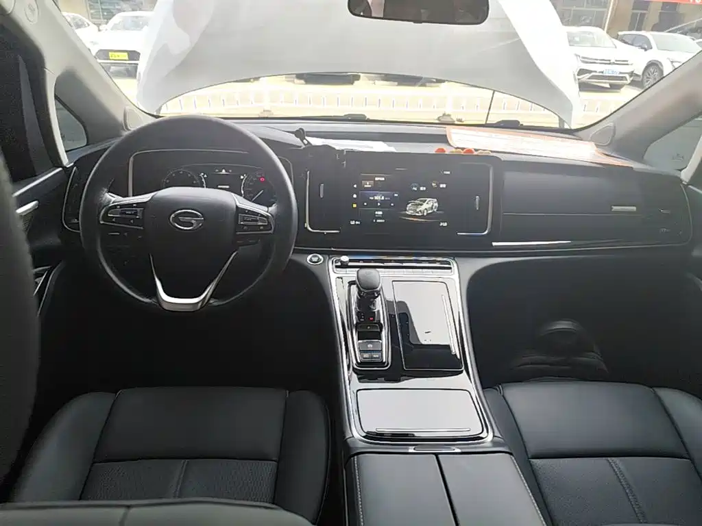 GAC Motor Trumpchi M8 — фото 10