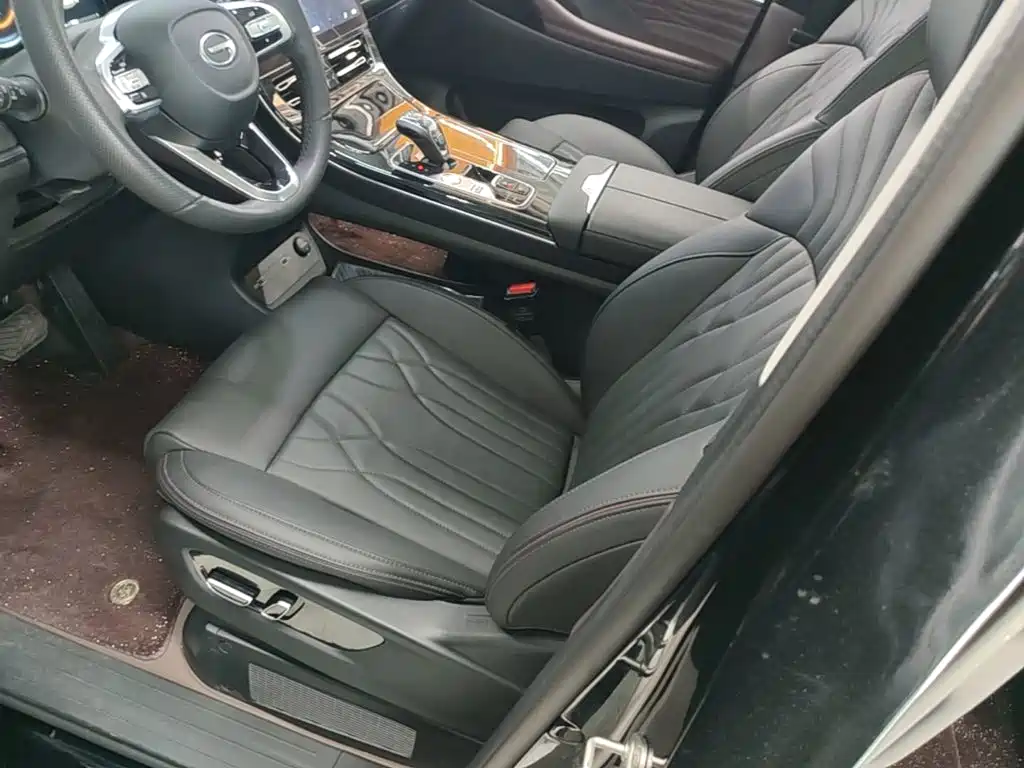GAC Motor Trumpchi M8 — фото 15