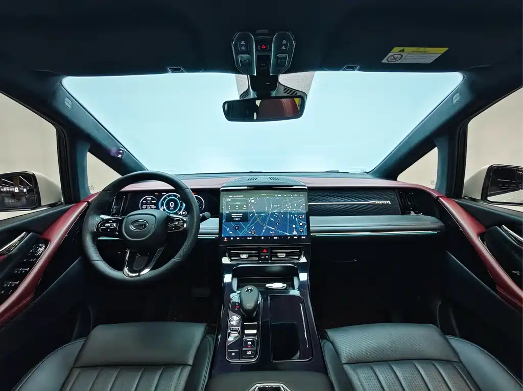 GAC Motor Trumpchi M8 — фото 13