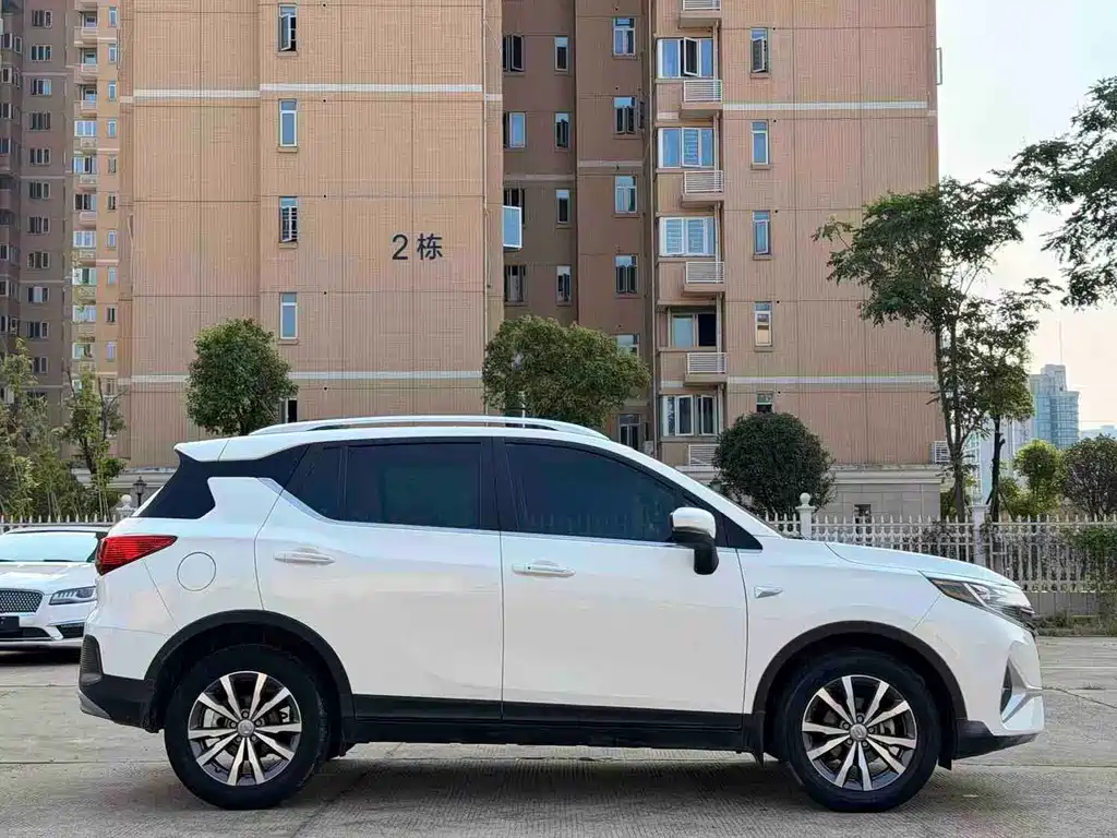 GAC Motor Trumpchi GS3 — фото 10