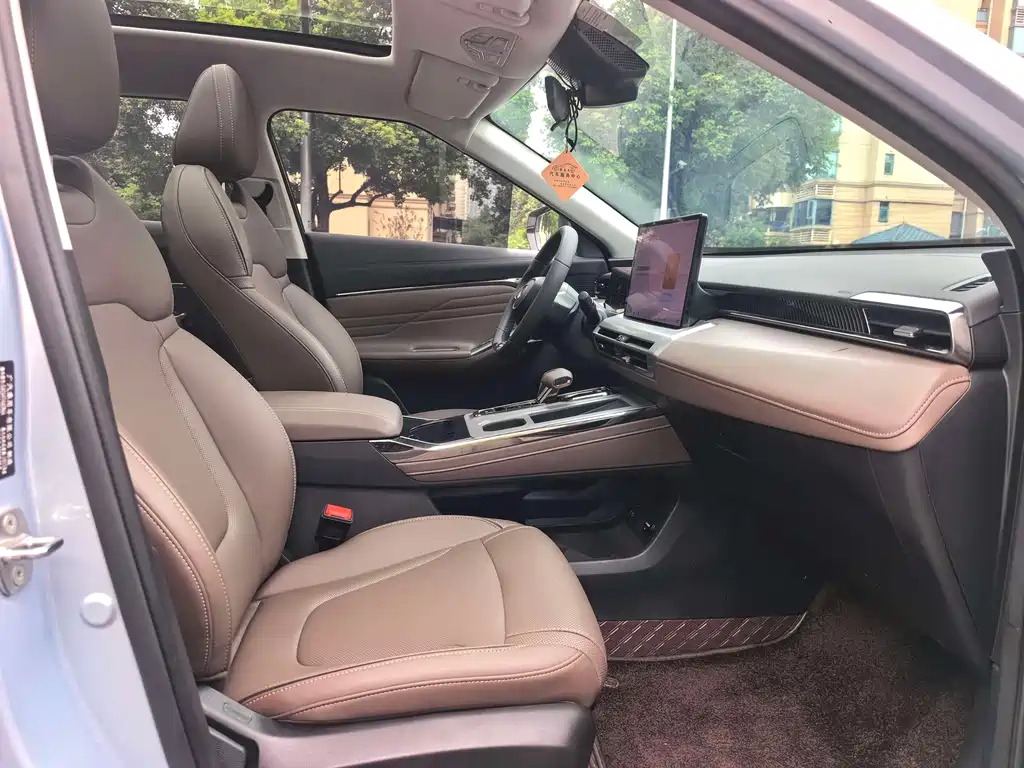 GAC Motor Trumpchi GS4 — фото 11