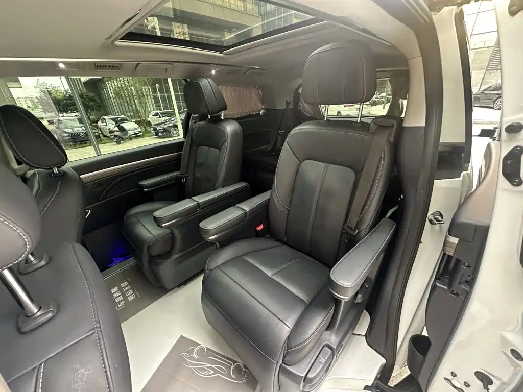 GAC Motor Trumpchi M8 — фото 9